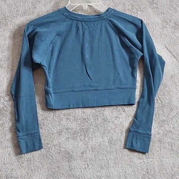 Arizona Jean Co. Blue Long Sleeve Henley Crop Top – Button Front Ribbed Knit - Picture 2 of 4